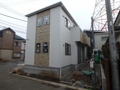 建築中の現地