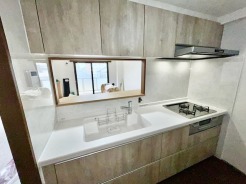 半個室風のシステムキッチン