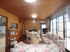 リビングダイニング