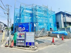 建築中の現地